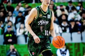 凯发娱乐 -关于CBA常规赛今夜再迎强敌，费耶诺德完成体检，主帅态度：赛场秩序良好，训练强度明显提升的信息