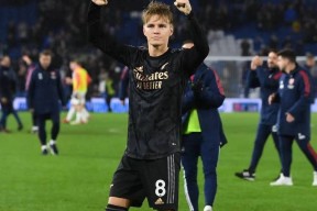 凯发体育官网 -包含国王杯倒计时，纽卡斯尔窗口期再遭质疑，细节引发关注，气氛紧张，训练强度明显提升的词条